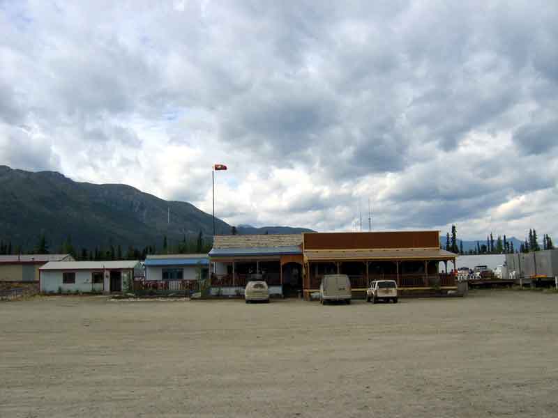 Coldfoot Kitchen and Saloon
