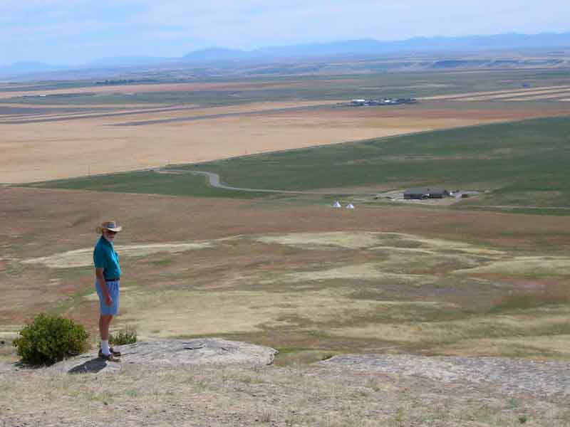 Looking down to the Vistors Center