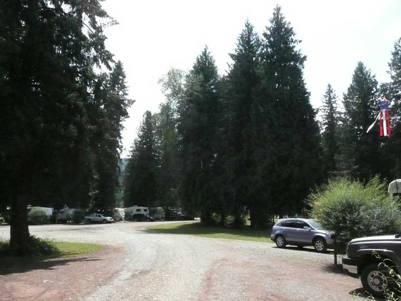 Typical sites at the Twin Rivers Resort